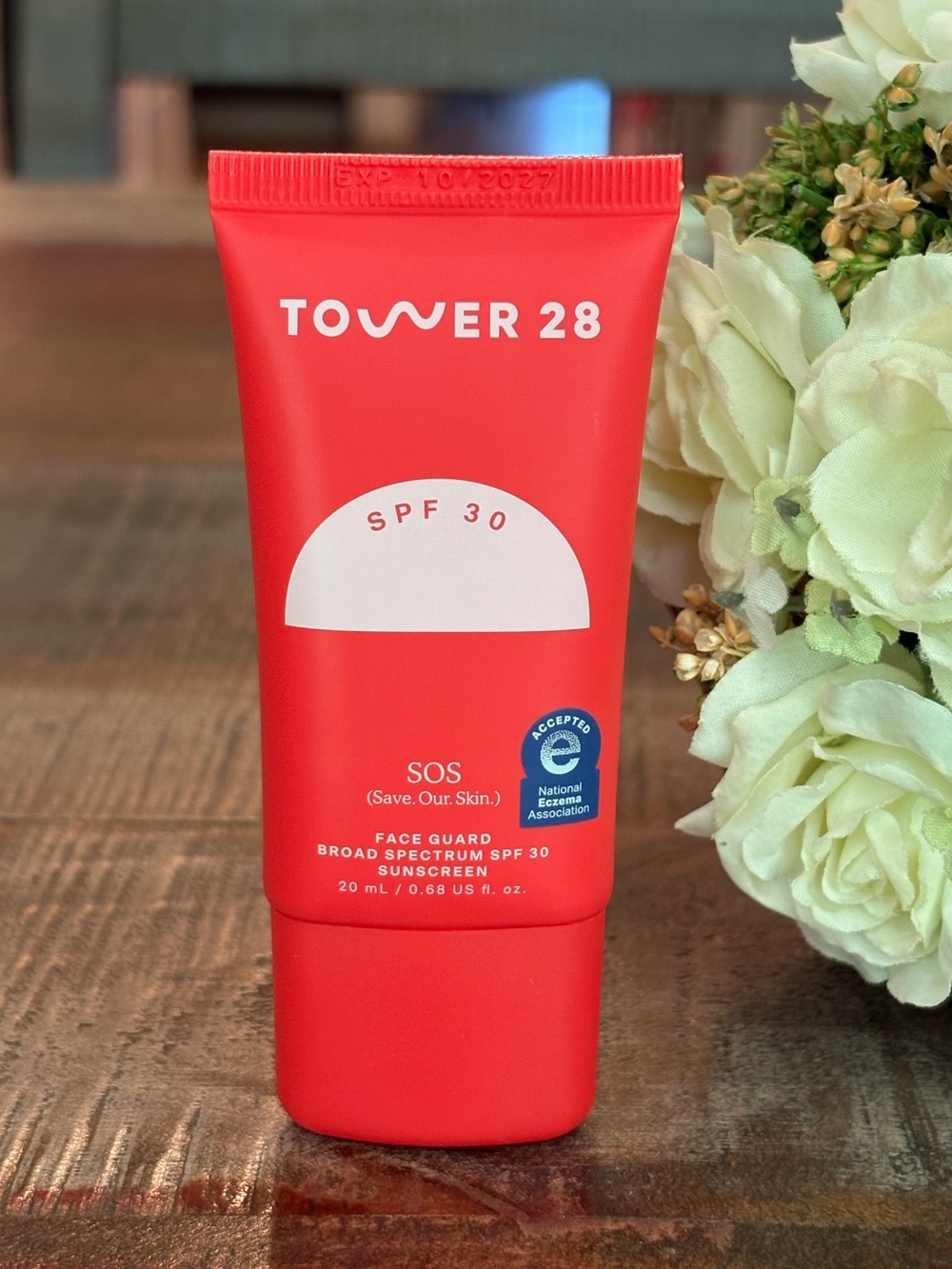 NEW Tower 28 SOS (Save. Our. Skin.) FACE GUARD Broad Spectrum SPF 30 SUNSCREEN☀️